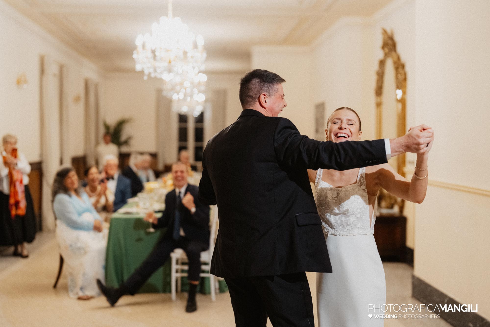 wedding photographeraura del lago lake como sophie neill 157