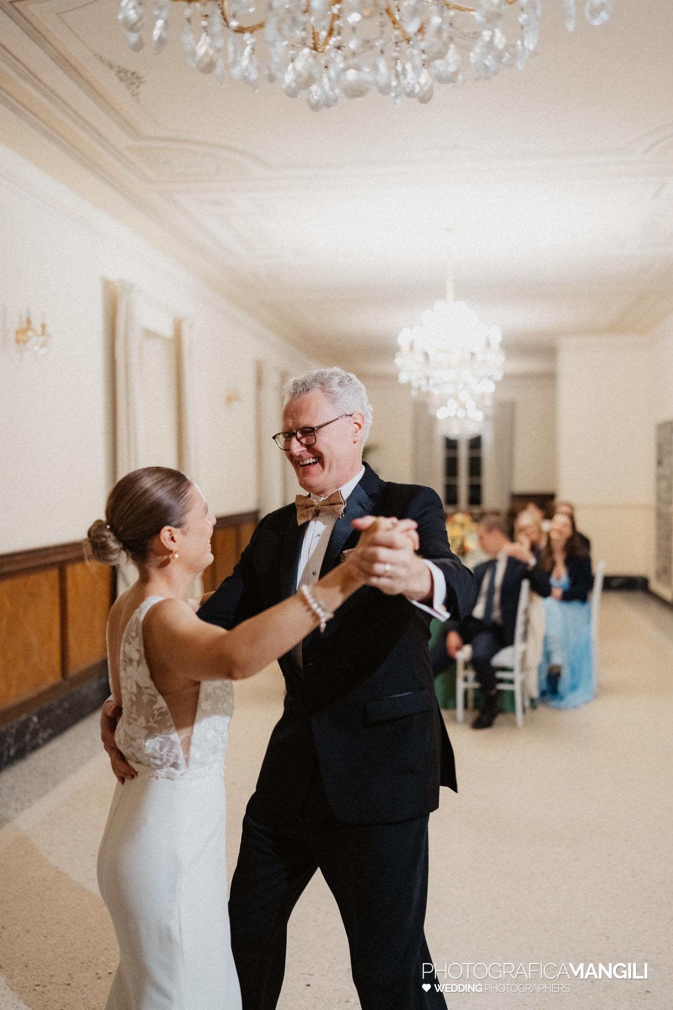 wedding photographeraura del lago lake como sophie neill 159