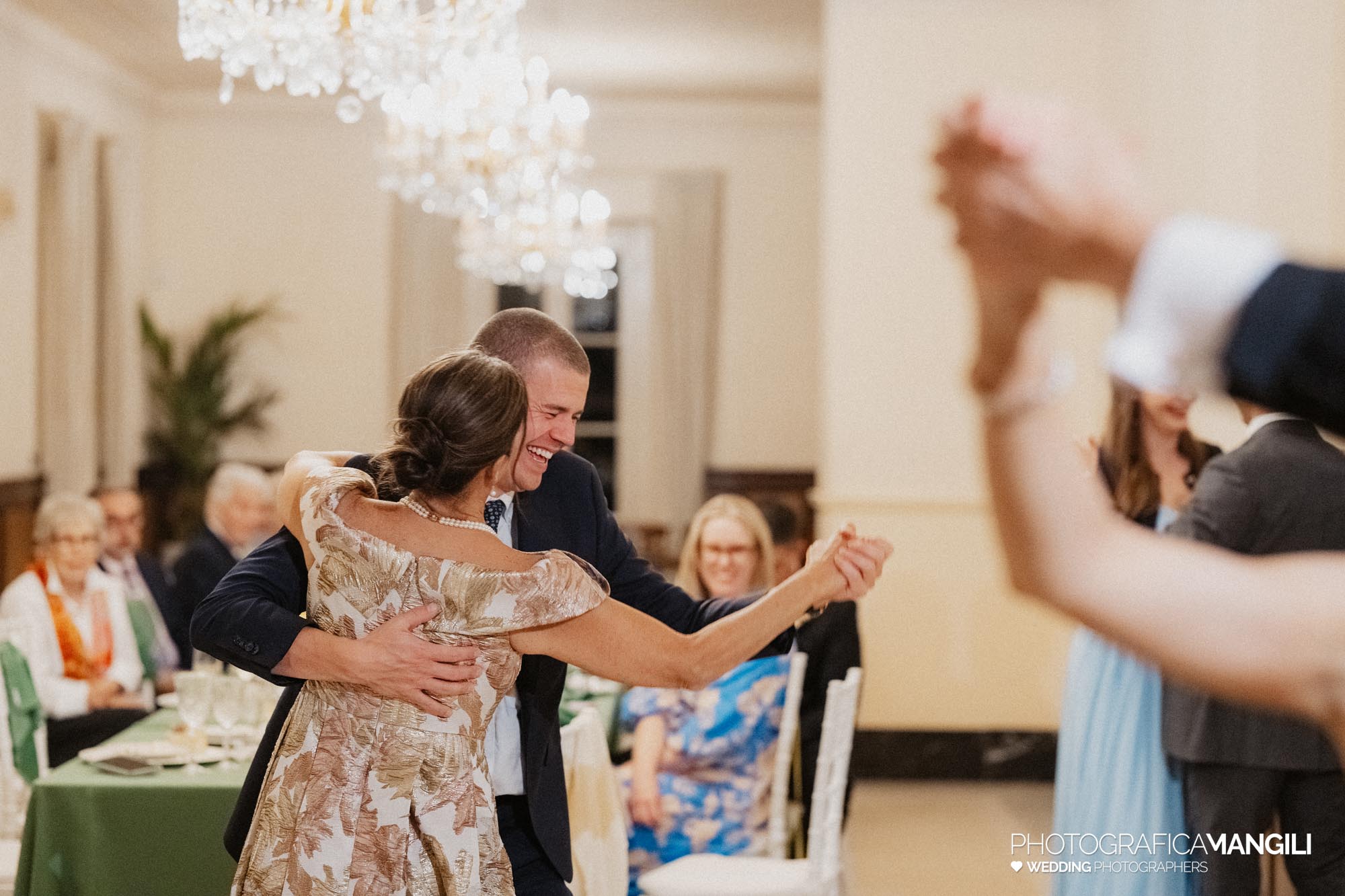 wedding photographeraura del lago lake como sophie neill 163
