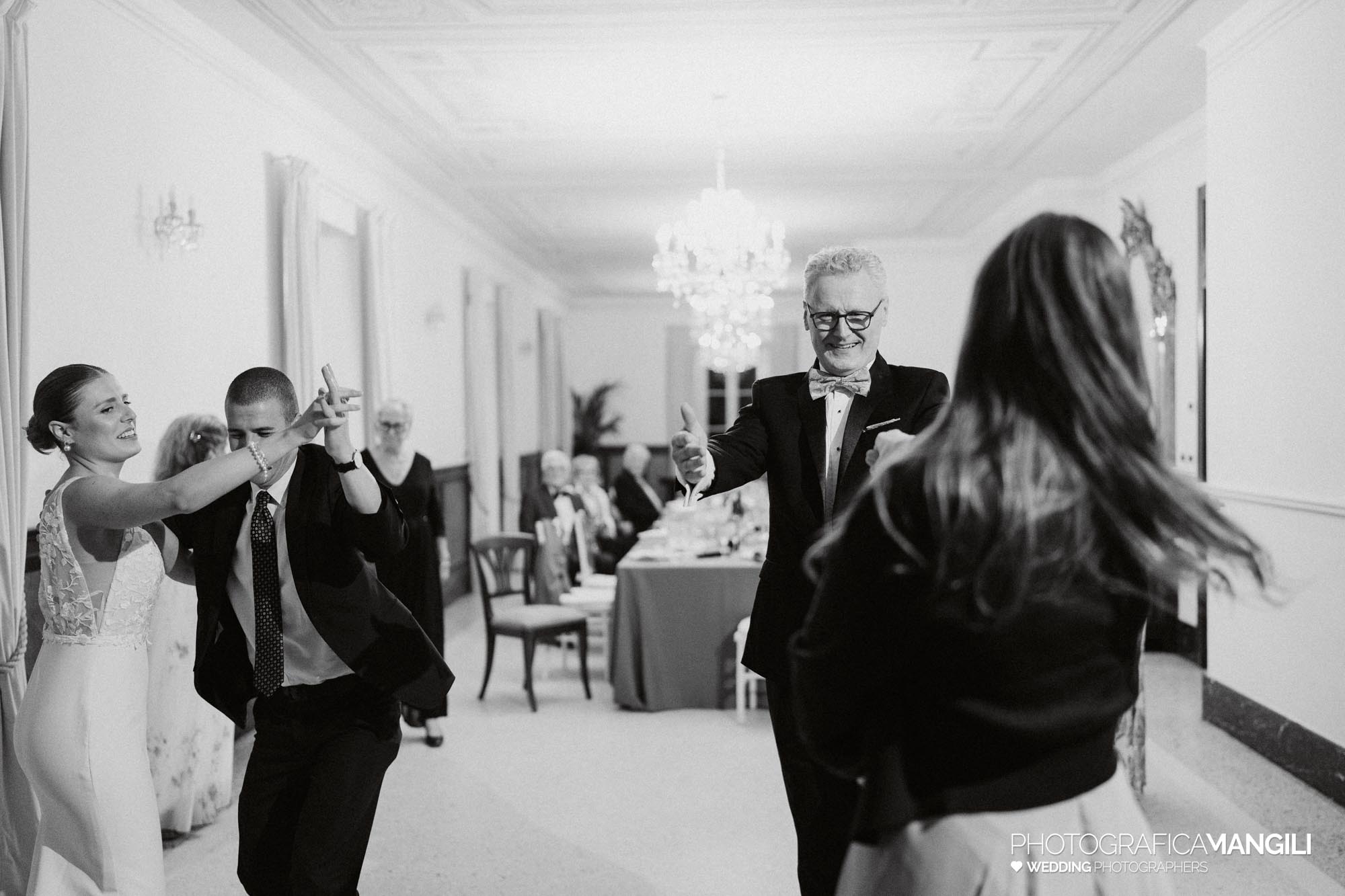 wedding photographeraura del lago lake como sophie neill 170